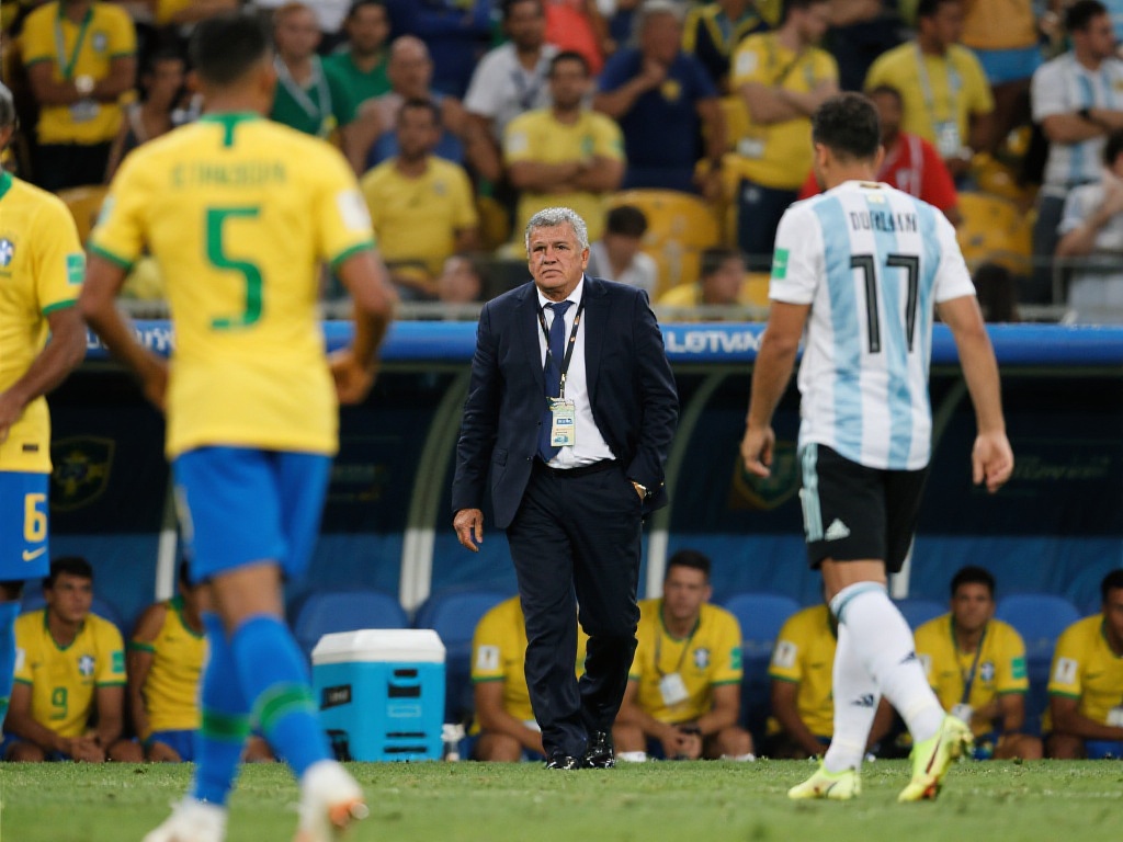 通过丰富的 通过丰富的