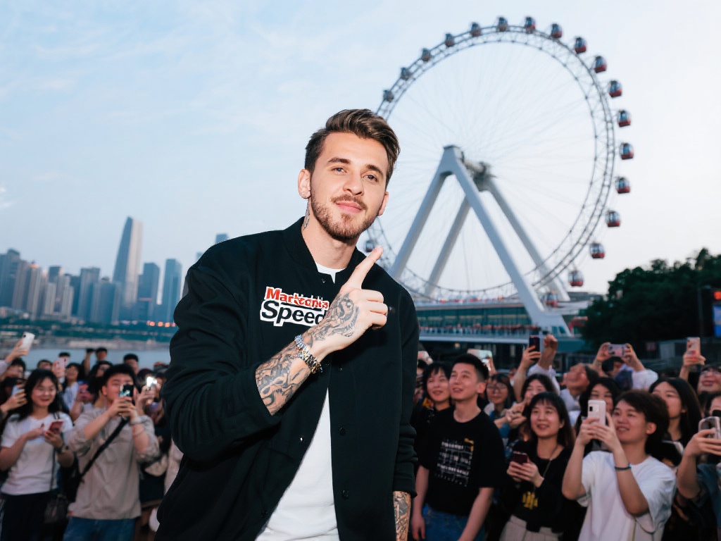 页中获得更 页中获得更